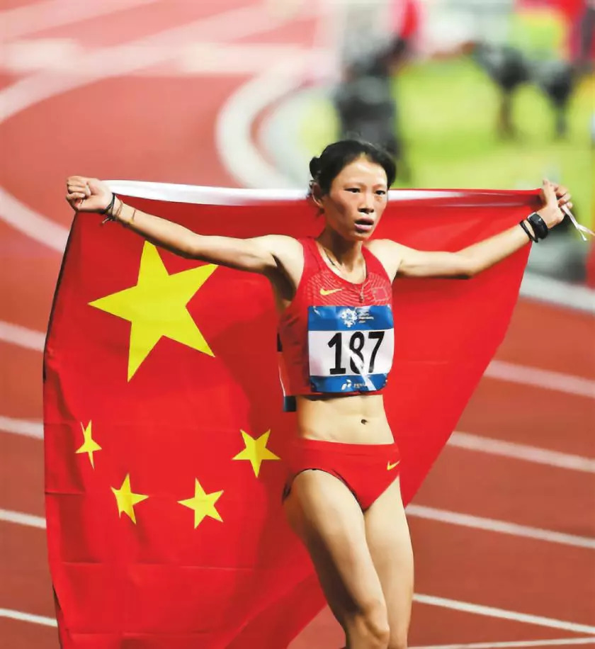 德国运动员在田径项目中勇夺铜牌