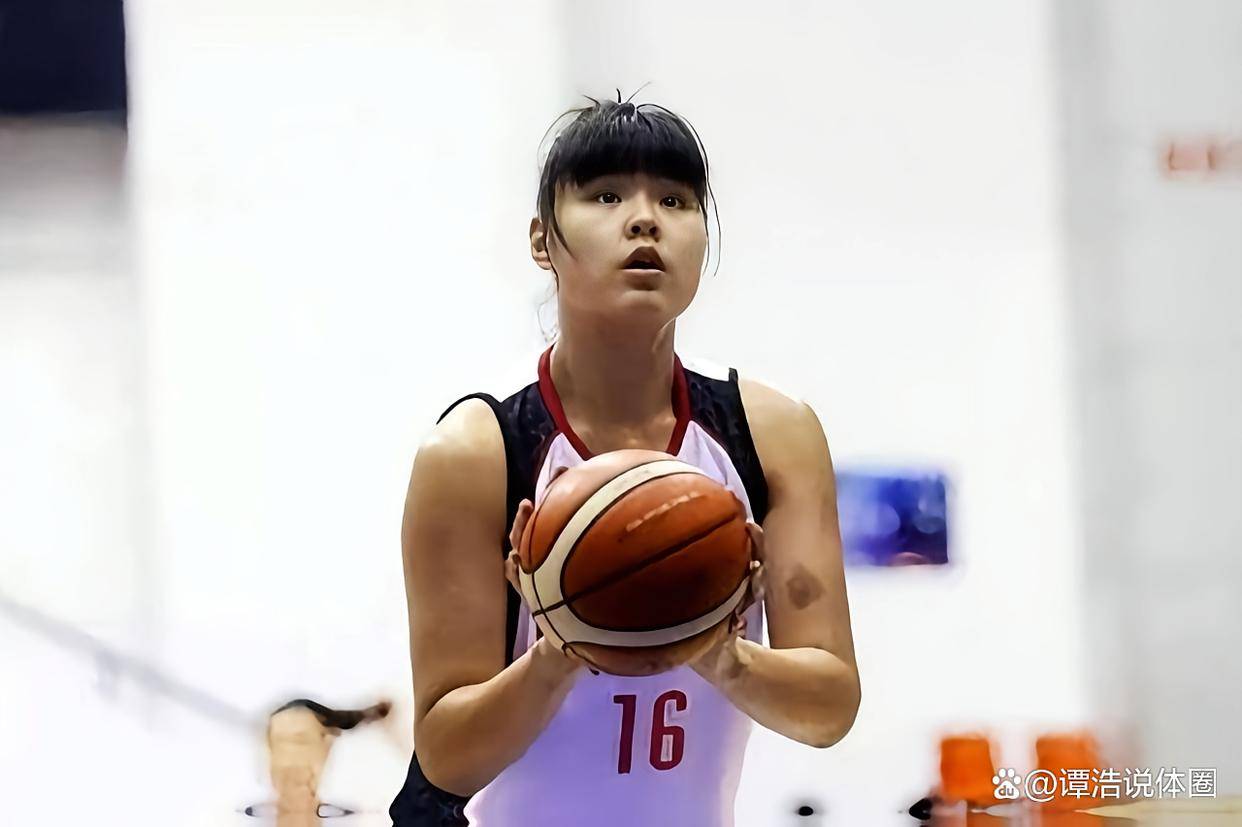 转会飞翼后首秀！李月汝2分2板2助正负值+9
