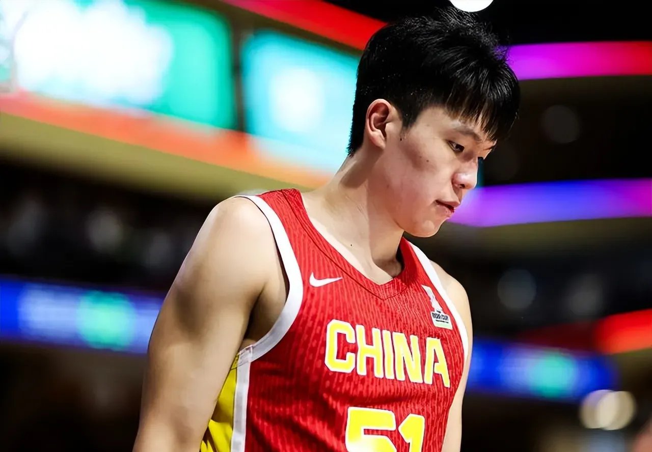 关于BR更新2025年NBA模拟选秀排名：杨瀚森第39顺位被猛龙选中的信息